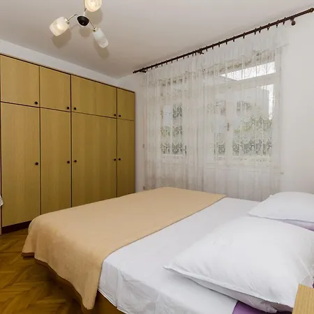 Apartment Tome G *